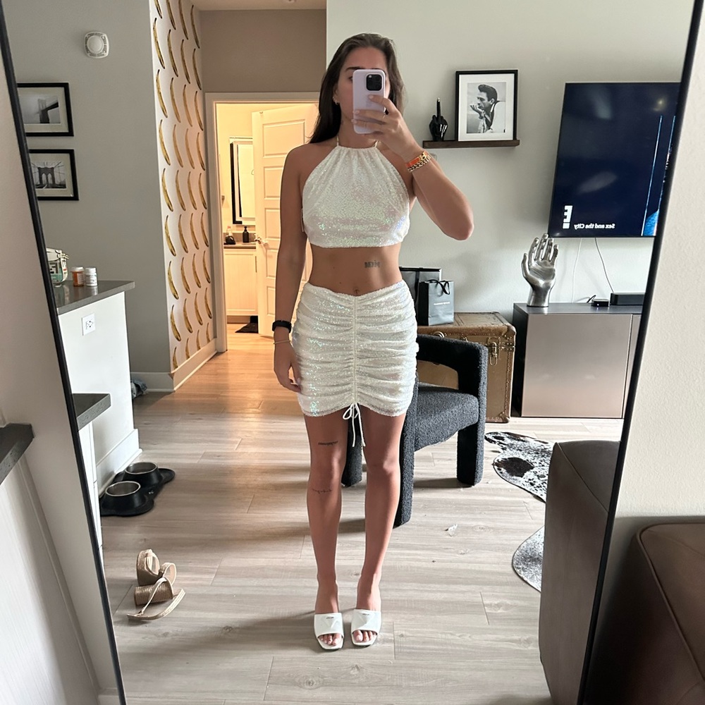 Revolve Super down sequins set BNWT